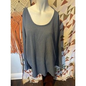 Universal Standard Top Size Medium 18 20 Light N Fluffy Waffle Knit Scoop